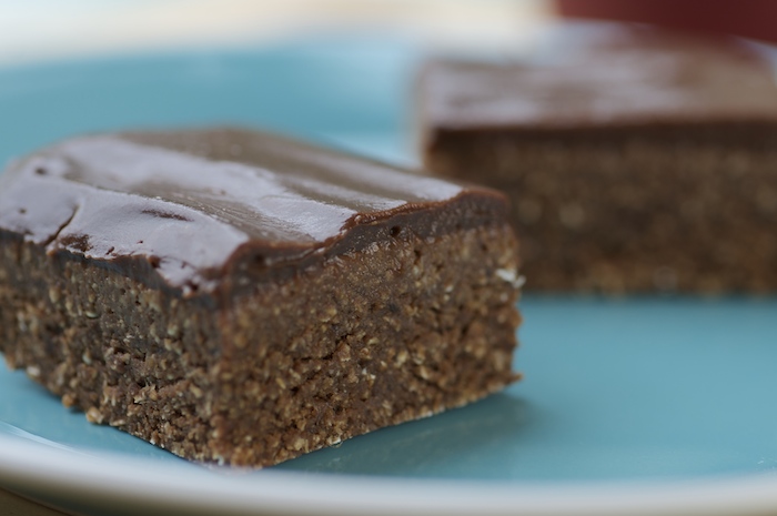 No-Bake Brownies with Fudgy Fat-Free Frosting