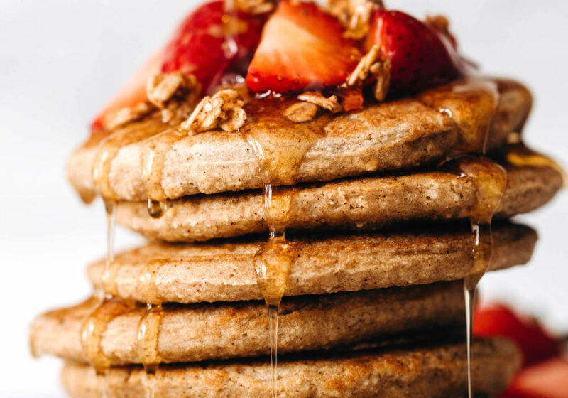 The BEST Fluffy Vegan Pancakes (gluten-free!)