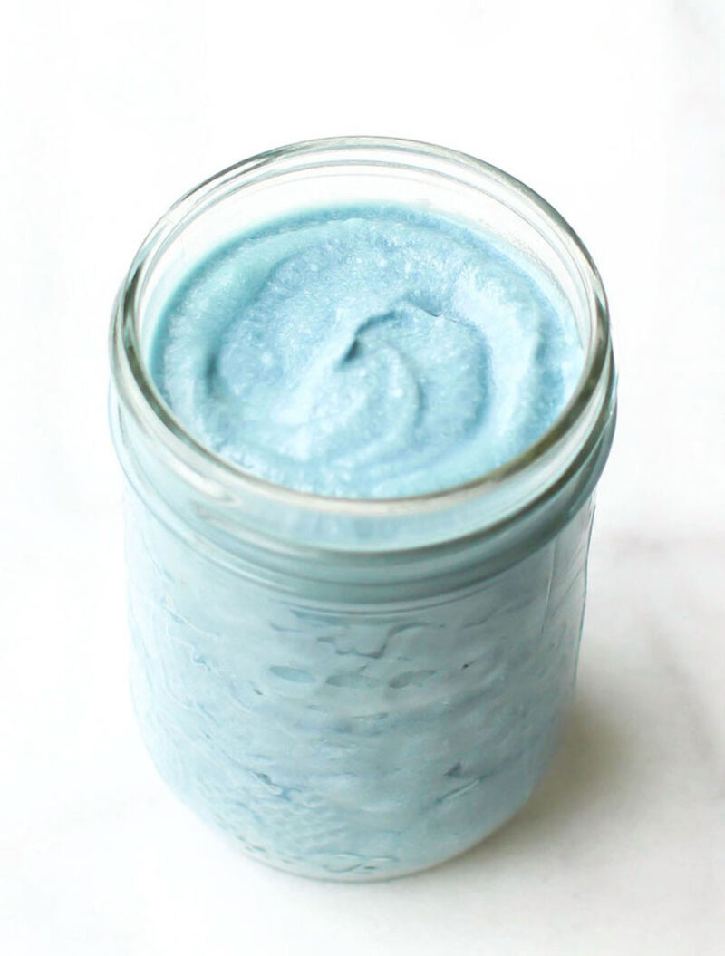 Natural Blue Food Coloring with Red Cabbage {VIDEO}