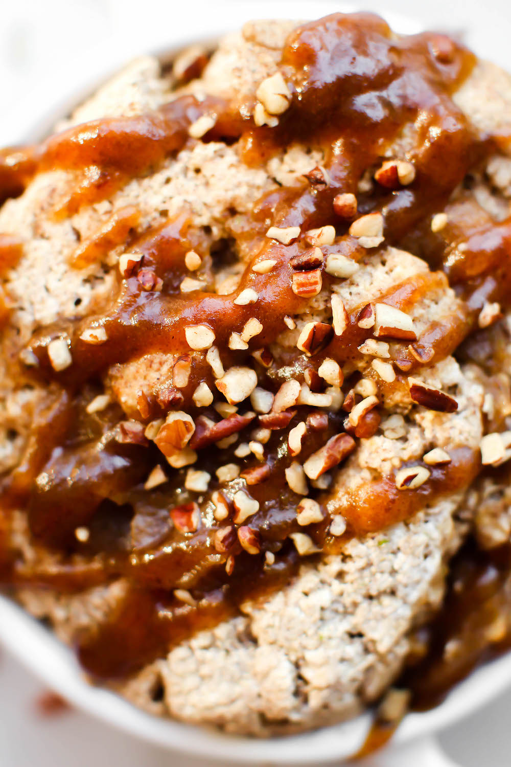 Caramel Apple Cinnamon Roll Mug Cake Vegan, GlutenFree, OilFree