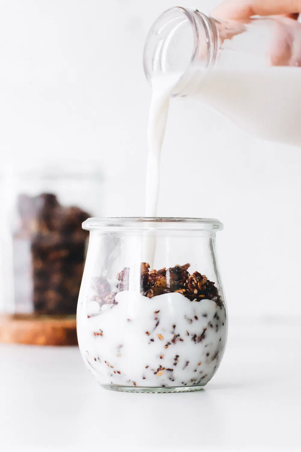 Grain-Free Chocolate Granola (vegan + paleo)