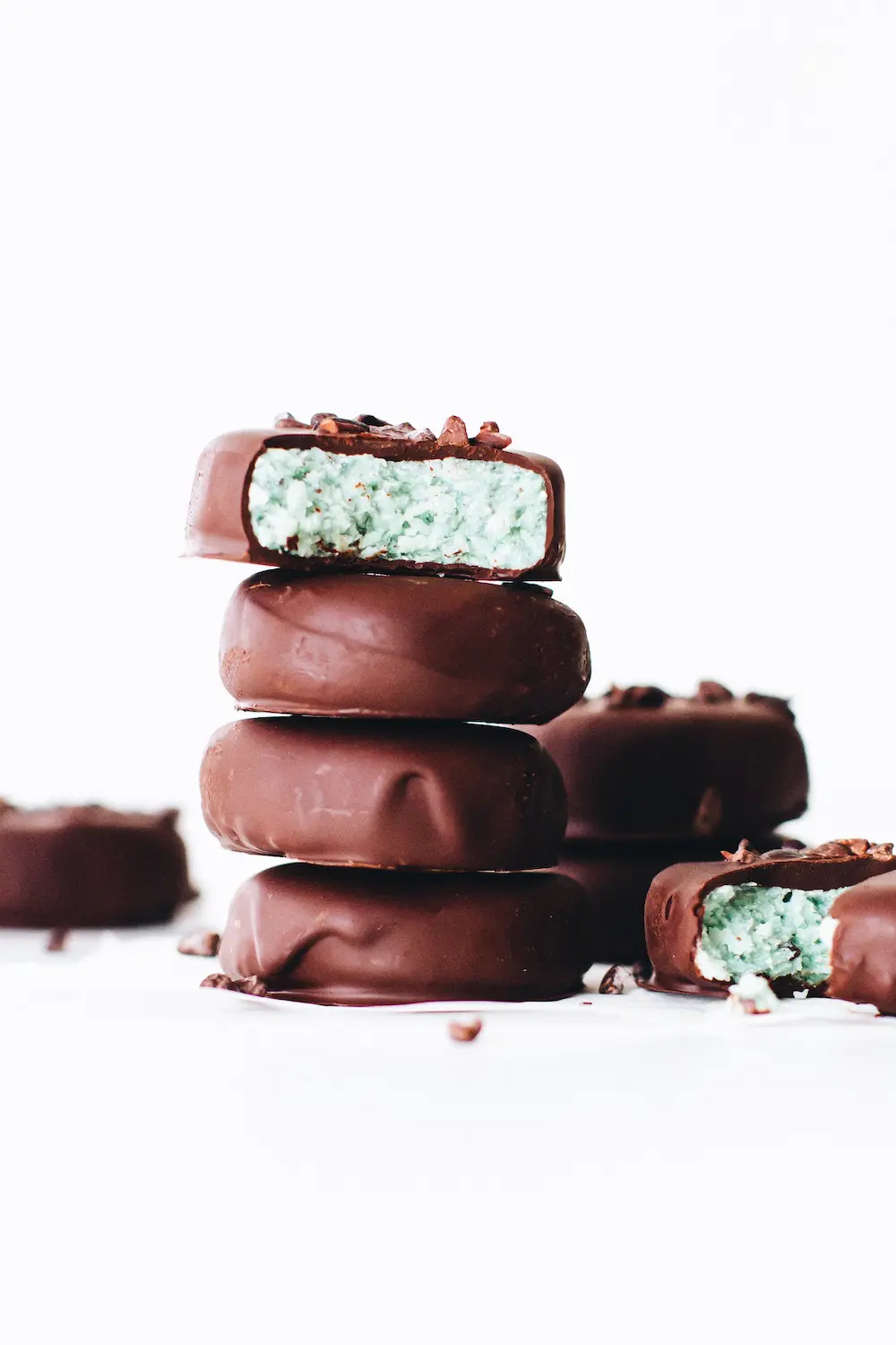 Paleo Mint Chocolate Chip Ice Cream (Dairy Free) - Bake It Paleo