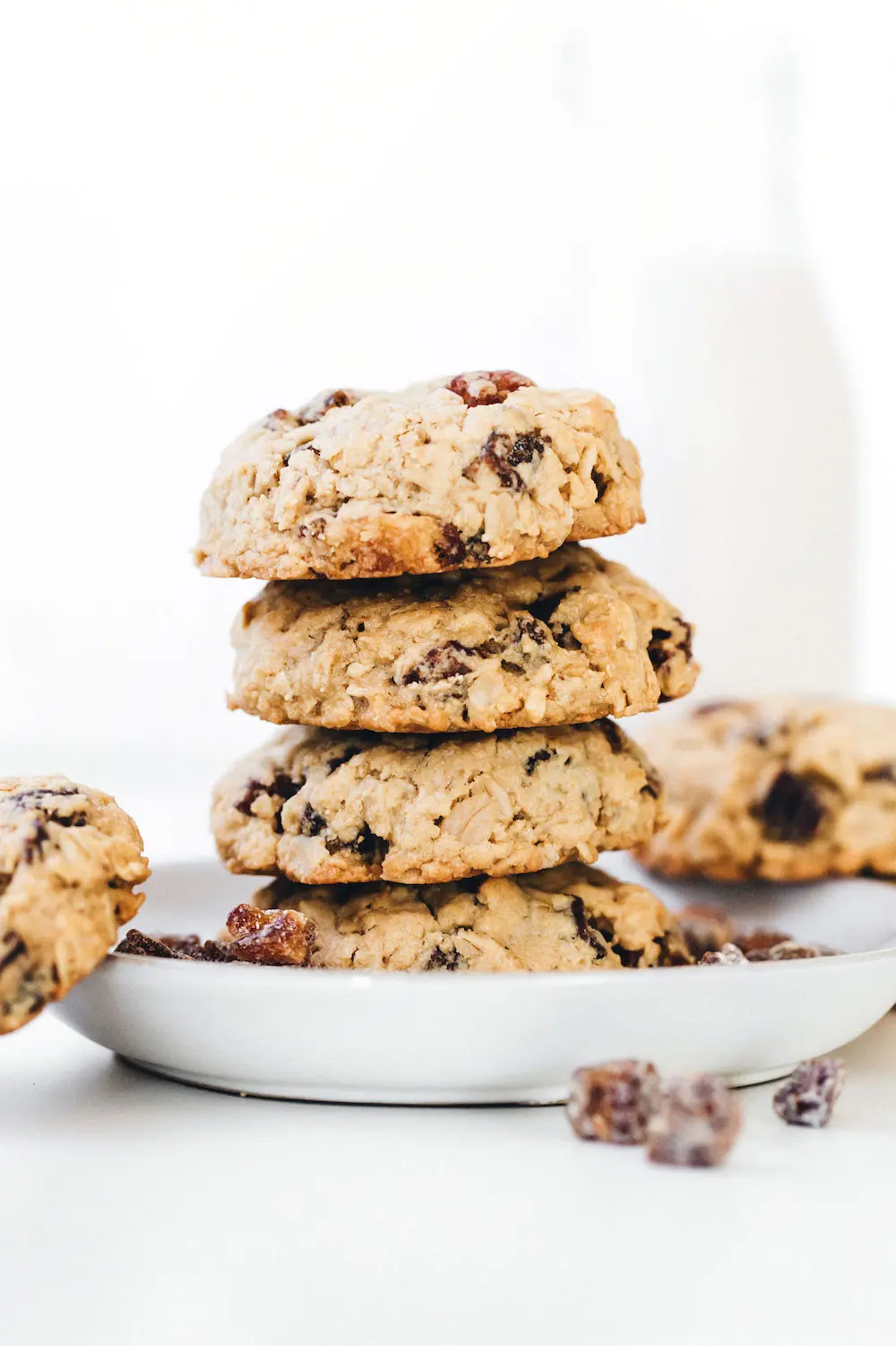 Tahini Medjool Date Oatmeal Cookies