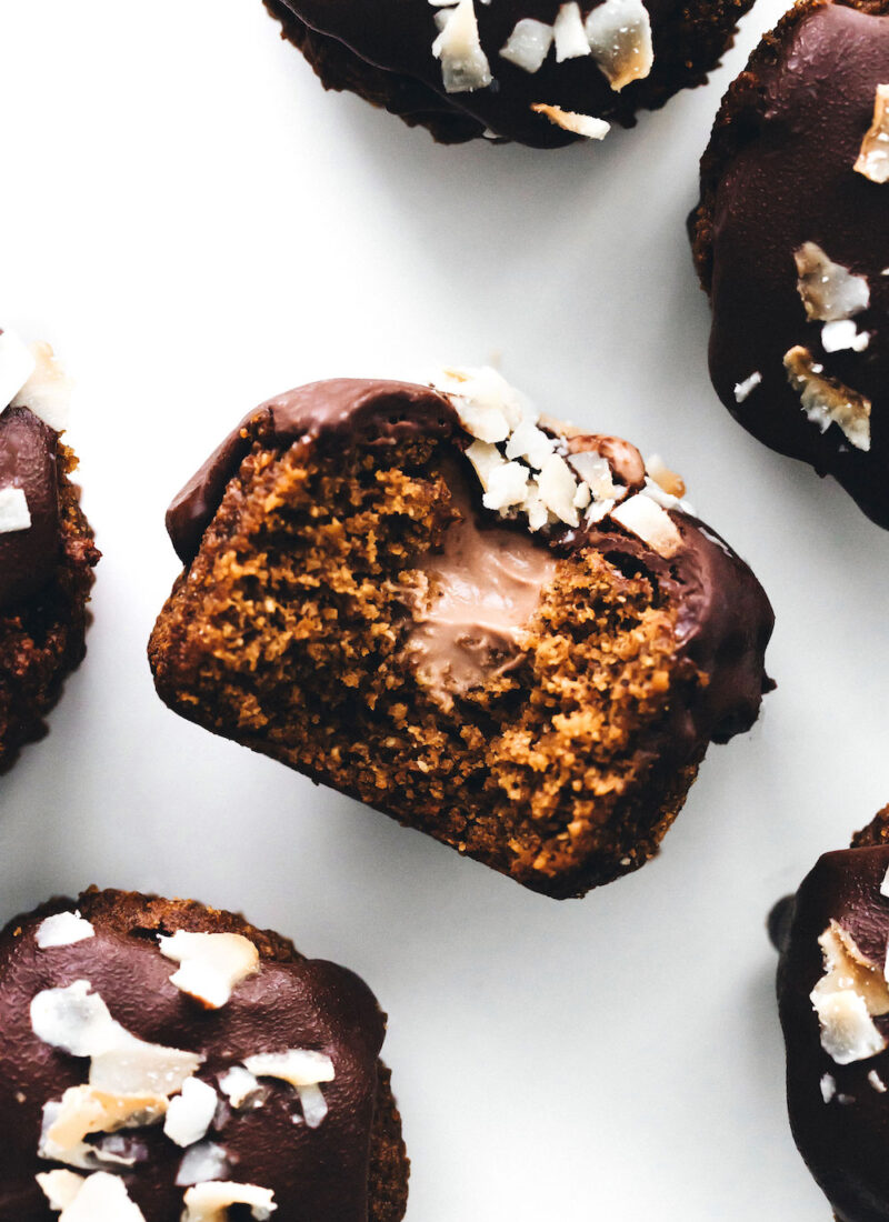 Chocolate-Filled Pumpkin Cupcakes