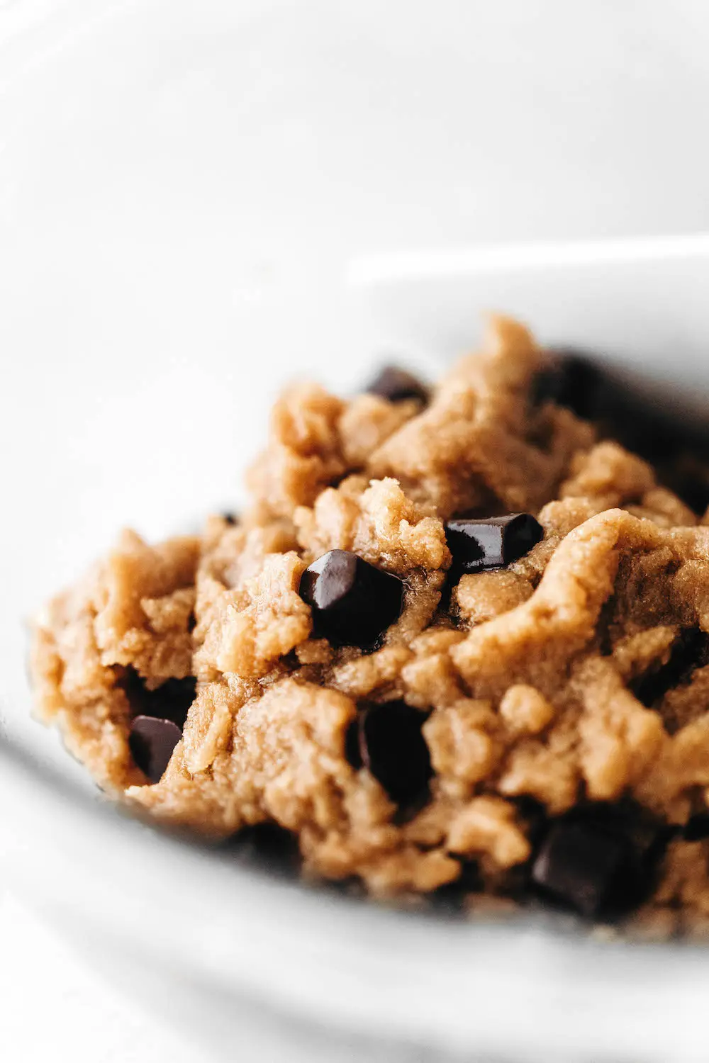 Thick Chewy Chocolate Chip Cookies (vegan + paleo)