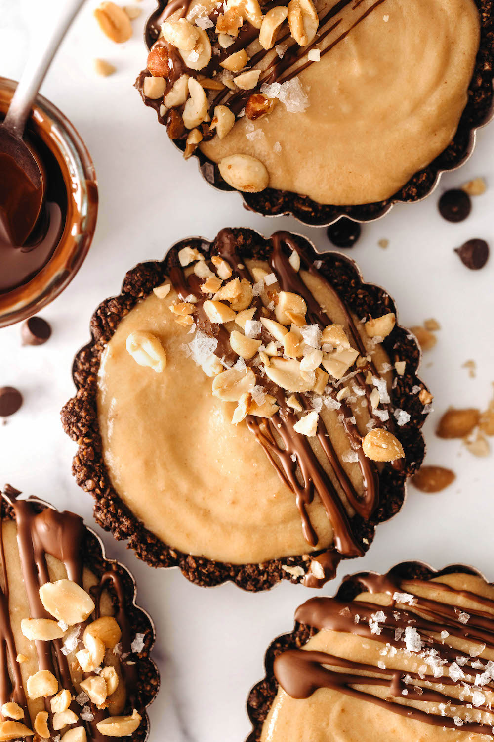 Chocolate Peanut Butter Tarts (vegan + gluten-free) | Feasting on Fruit