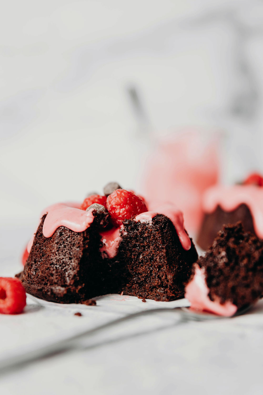 Dark Chocolate Mini Bundt Cakes (vegan + paleo)