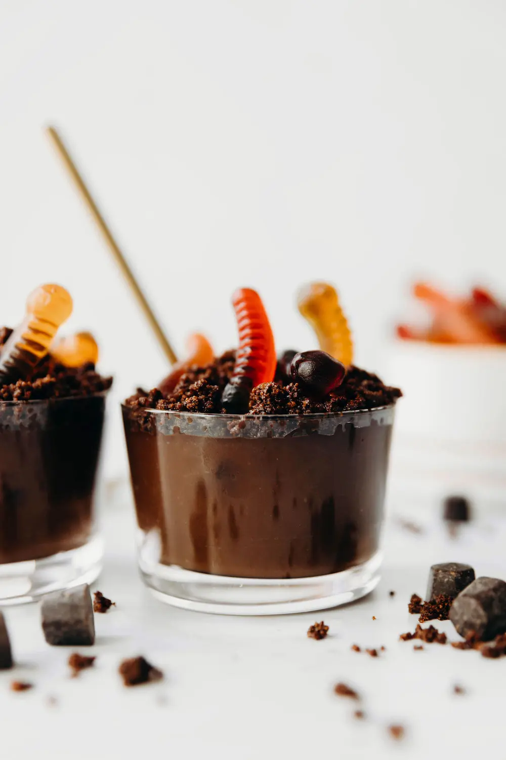 Chocolate Pudding Dirt Cups (vegan + paleo)