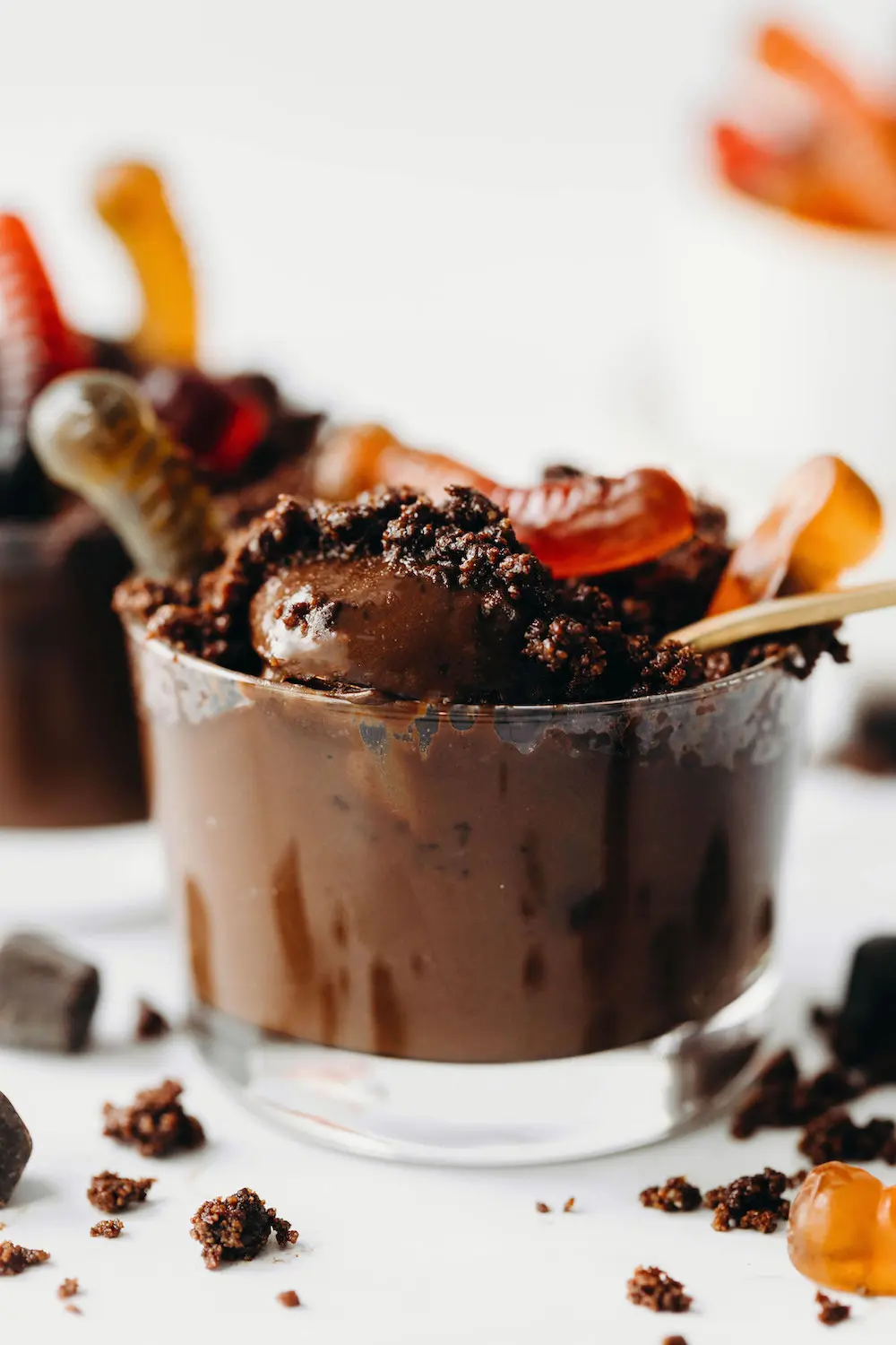 Chocolate Pudding Dirt Cups (vegan + paleo)