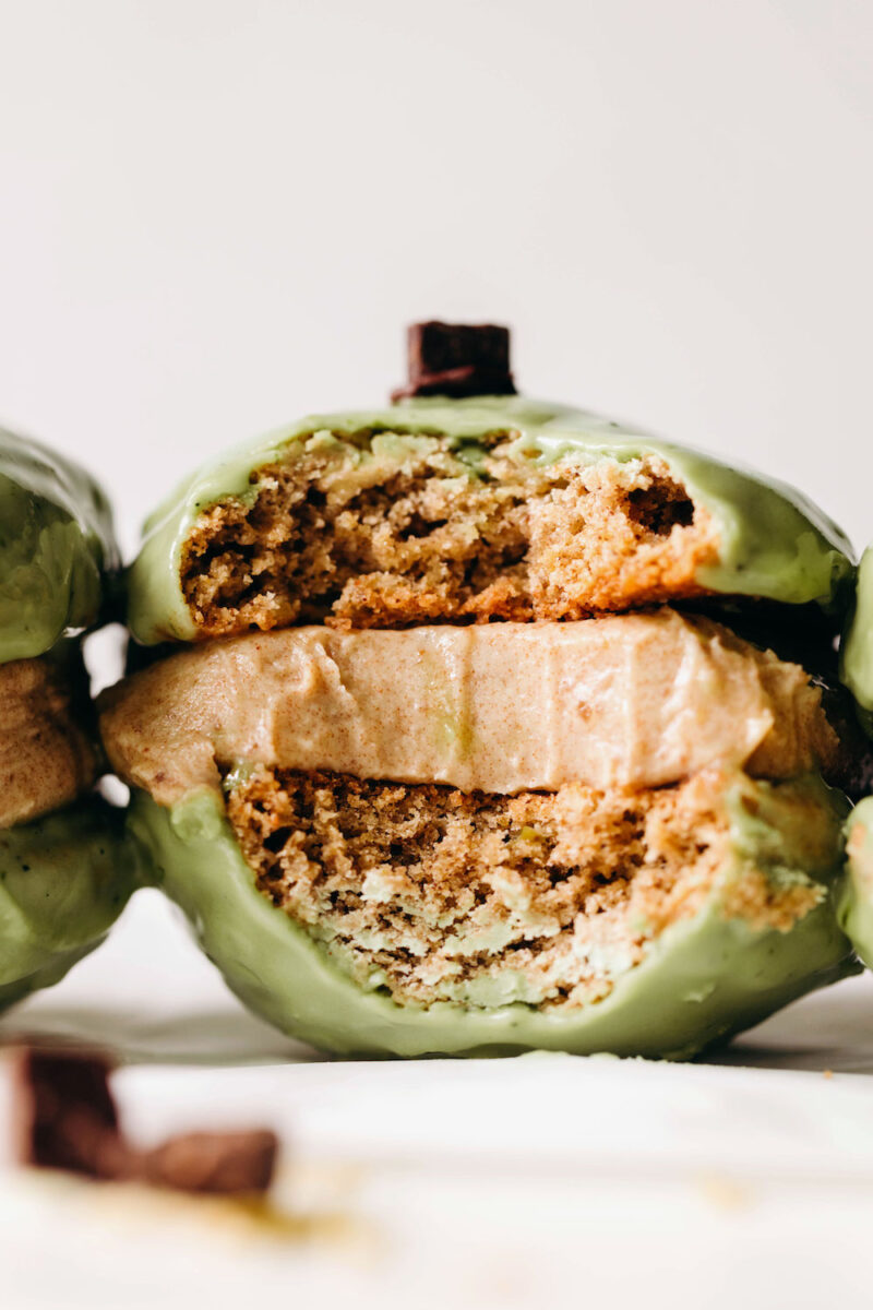 Caramel Apple Sandwich Cookies (vegan + glutenfree) Feasting on Fruit