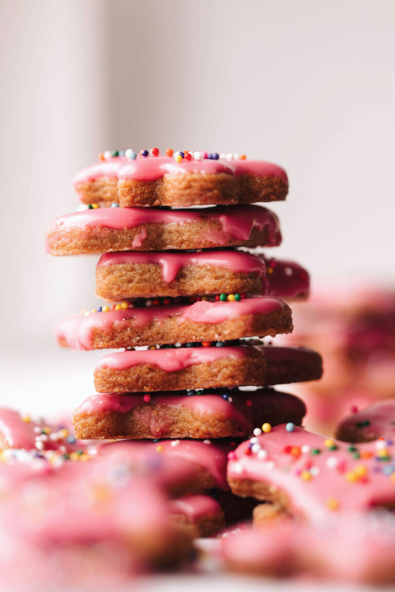 Vegan Frosted Animal Crackers (glutenfree) Feasting on Fruit
