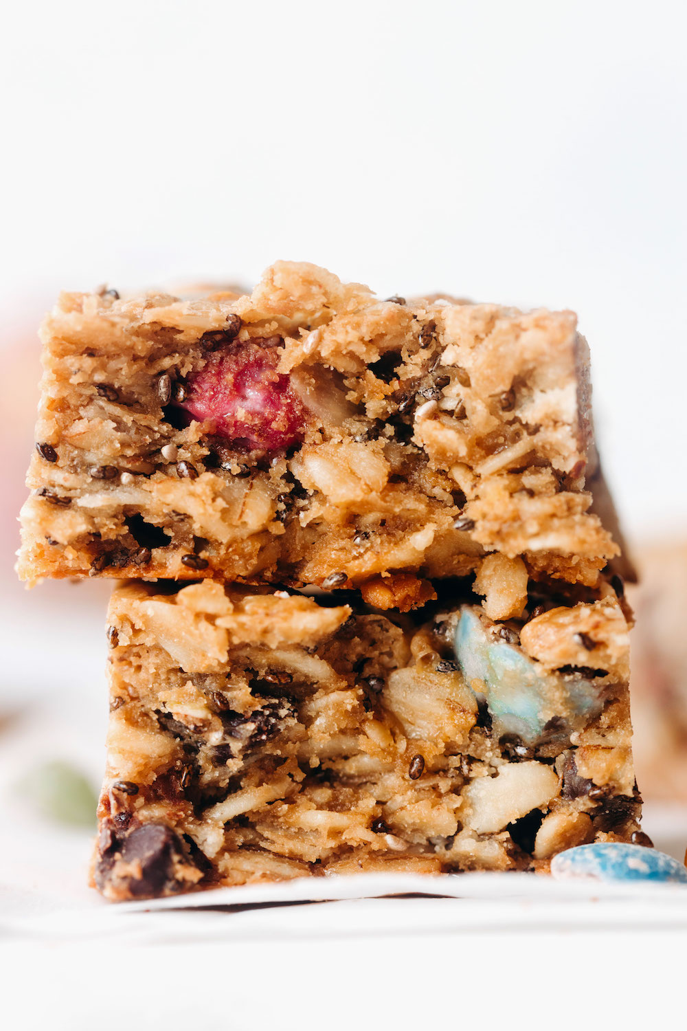 Monster Cookie Granola Bars (gluten-free, high-protein, nut-free option!)