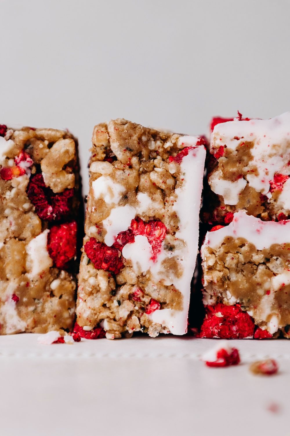 White Chocolate Raspberry Crispy Protein Bars